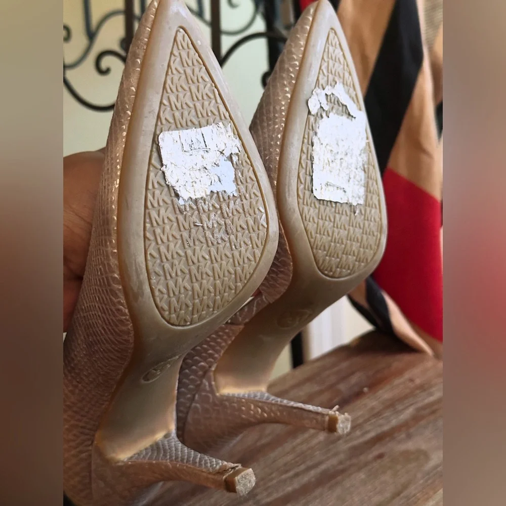 Michael KORS Amara Pumps
